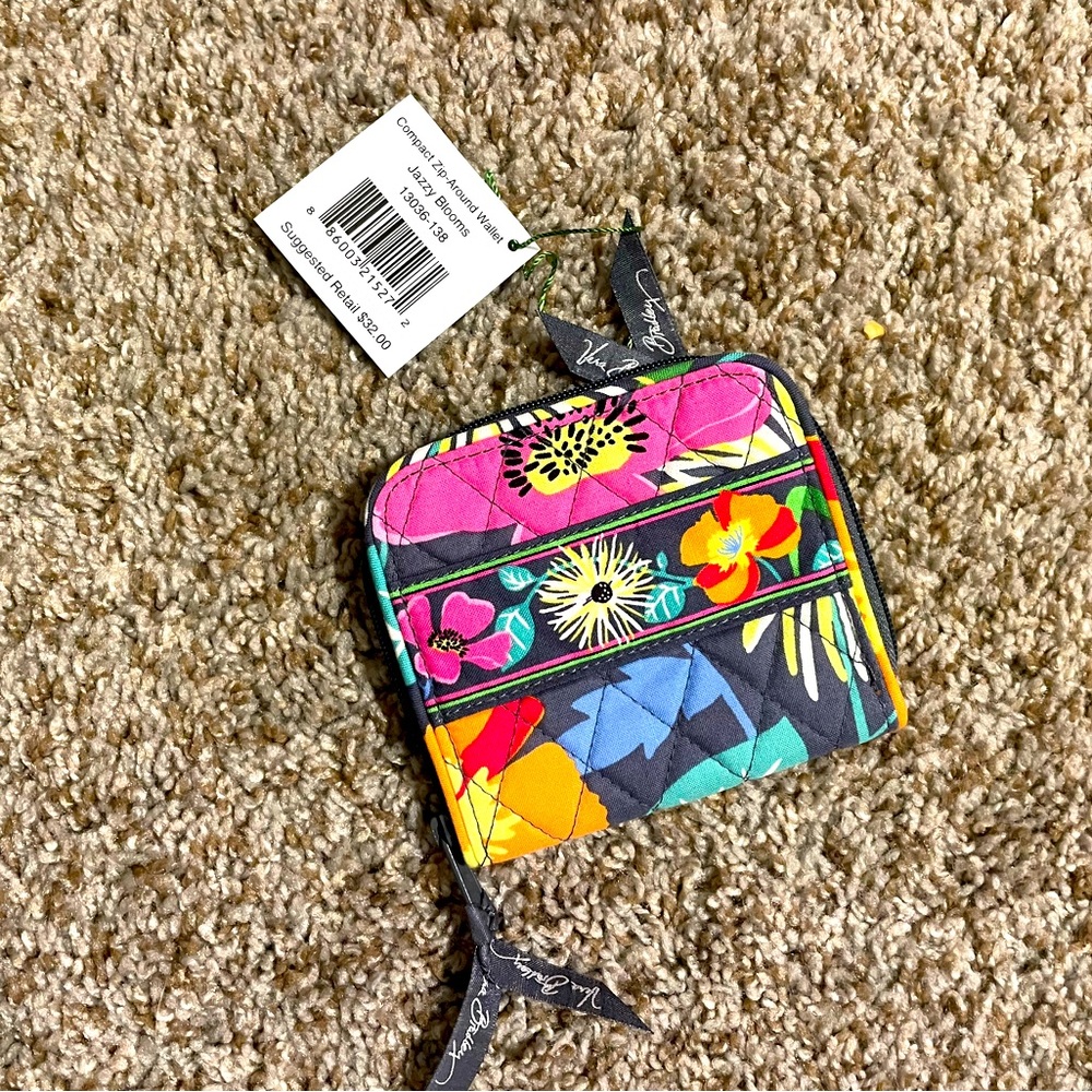 Vera Bradley Compact Zip-Around Wallet in Jazzy Blooms